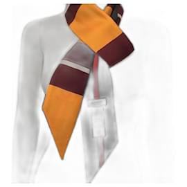 Lenço Choker de Seda Burberry Multicor