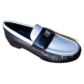 TÊNIS GIVENCHY 4G EM COURO DE BEZERRO. - Givenchy