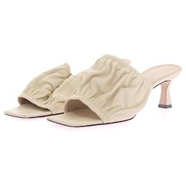 WANDLER Mules e zoccoli T.EU 39 Pelle
