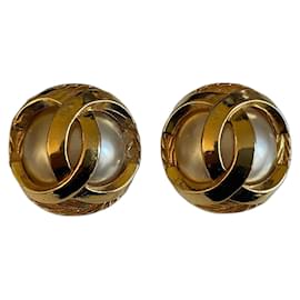 Chanel CC Logo Perlenohrringe Gold