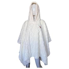 Christian Lacroix Nachtwäsche Robe Poncho Weiß