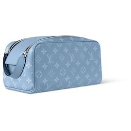LV Dopp Taigarama bleu - Louis Vuitton