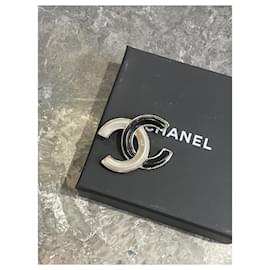 CHANEL Spille e fermagli T. Metallo
