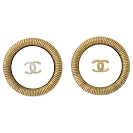 Orecchini a clip a forma di conchiglia rotonda Chanel Coco