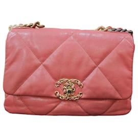 Chanel 19 Borsa Flap in agnello rosa