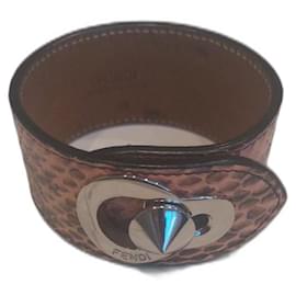 Fendi Armband Rosa aus Exotischem Schlangleder