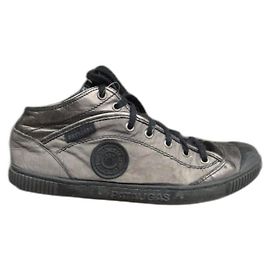 Sneakers Pataugas in pelle grigie