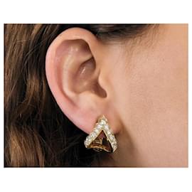 Orecchini Bulgari in oro giallo 18K e diamanti