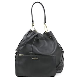 Borsa in pelle nera Miu Miu