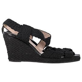 Sandali con zeppa espadrille Salvatore Ferragamo in paglia nera
