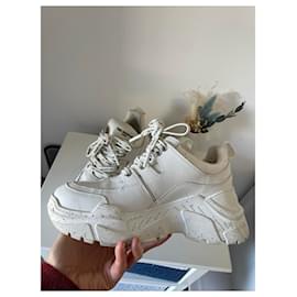 Tênis de salto The Kooples em couro branco 36