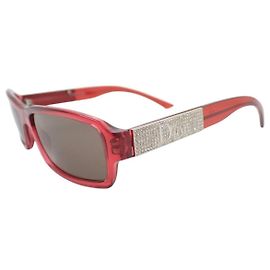 Occhiali da sole Christian Dior Sunstrass 2 con strass rosa e rosso.