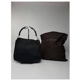 Borsa a mano vintage Gucci in bambù nero