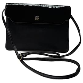 Borsa in pelle verniciata Givenchy 4G vintage nera