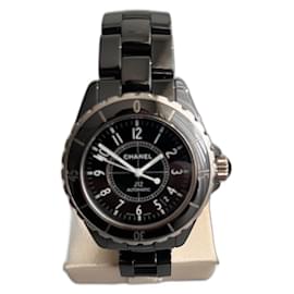 Relógio Chanel J12 Automático de Cerâmica Preta 38mm