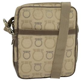 Salvatore Ferragamo Schultertasche aus beigem Canvas Auth fm4423
