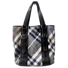 Borsa tote Burberry Lowry convertibile in pelle verniciata a quadri