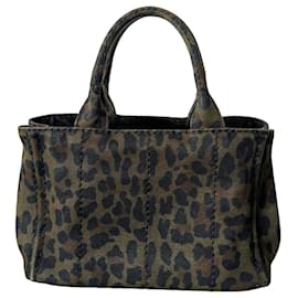 Prada Handtasche Leoparden Camouflage Canvas Khaki