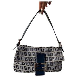 Bolsa Fendi Baguette em lona Zucca azul bege