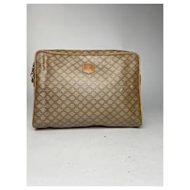 Céline Clutch in pelle monogramma Triomphe vintage di Celine