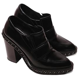 Botas Encadenadas Asombrosas de Chanel