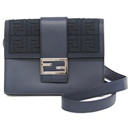 Borsa a spalla Fendi Baguette piatta media