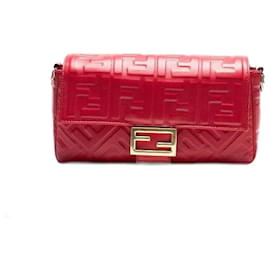 Borsa Fendi Baguette Mini in pelle rossa maxi logo