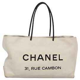 CHANEL Bolsa Tote de Cuero Blanca Plata CC Auth ac3702