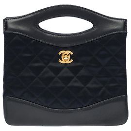CHANEL 31 Vintage Tasche aus schwarzem Leder - 102607
