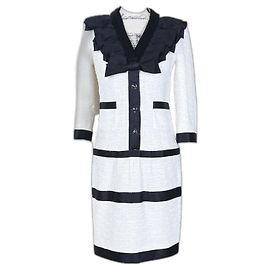 Chanel Ikonisches Tweedkleid von Claudia Schiffer 34 FR