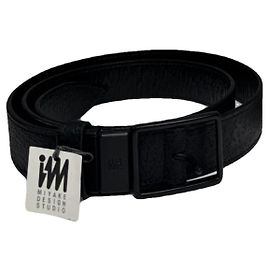 Cintura in pelle nera Issey Miyake