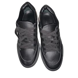 Hermès Sneaker aus schwarzem Leder