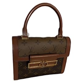 Louis Vuitton Dauphine Capital
