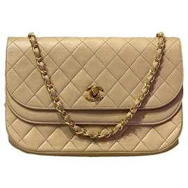 Borsa Chanel Double Flap in pelle d'agnello beige