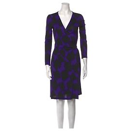 Diane Von Furstenberg Vestido envoltório de jersey de seda DvF Jeanne em roxo e preto