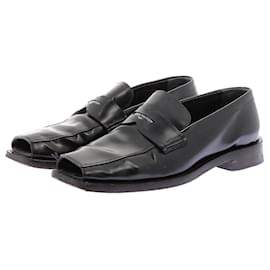 LOUIS VUITTON Sapatilhas T.EU 39 Couro