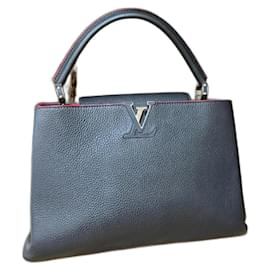Louis Vuitton Capucines MM Borsa in pelle blu navy