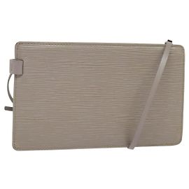 LOUIS VUITTON Epi Rochelle Pouch Lilla M5292C LV Auth 116912