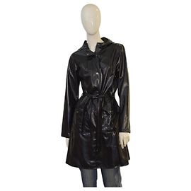 Chaqueta Trench Rains negra ligera con capucha y cinturón