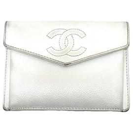 Cartera plana con solapa Coco Mark de Chanel