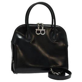 Borsa a mano Salvatore Ferragamo in pelle verniciata 2 vie nera Auth MX066