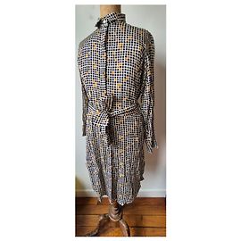 Autre Marque Bedrucktes Kleid, Midi-Schnitt, Größe 38, SEPTEM