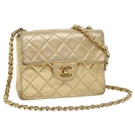 CHANEL Matelassé Schultertasche mit Kette und Drehverschluss aus Lammleder Gold CC Auth 53752SA