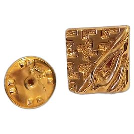 Guy Laroche Rare & Excellent condition for this golden pins