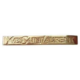 Yves Saint Laurent Excelente estado y chapado en oro certificado