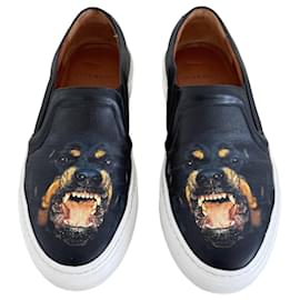 Sneaker slip on Givenchy Rottweiler in pelle nera