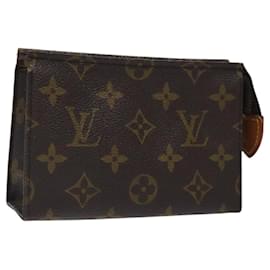 LOUIS VUITTON Monogram Poche Toilette 15 Pouch M47546 LV Auth am8106