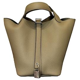 Hermès Picotin Lock 18 Beige in pelle Taurillon Clemence