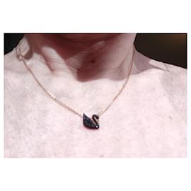 Collana Swarovski modello cigno