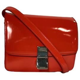 Céline Celine Small Classic Box Schultertasche aus rotem Lackleder